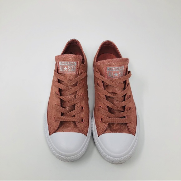 Converse - Picture 2 of 8